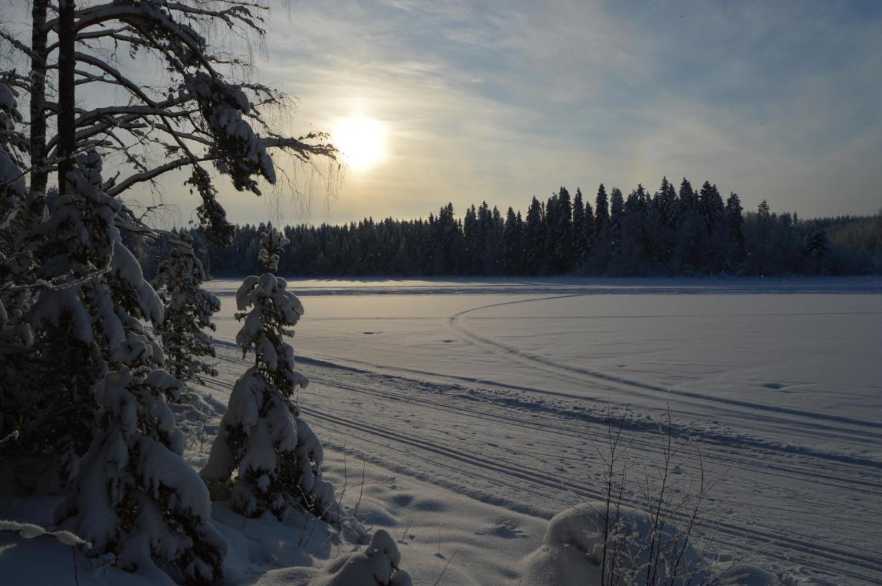 Rinnepelto Holiday Cottages Тахковуори Экстерьер фото