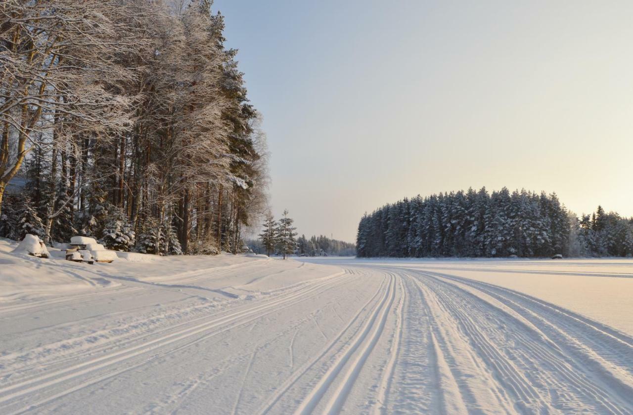 Rinnepelto Holiday Cottages Тахковуори Экстерьер фото